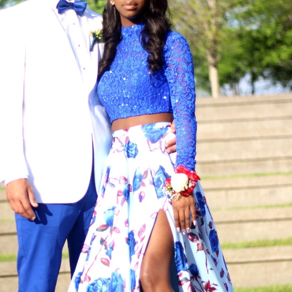 Prom Dress - Picture 2 of 3